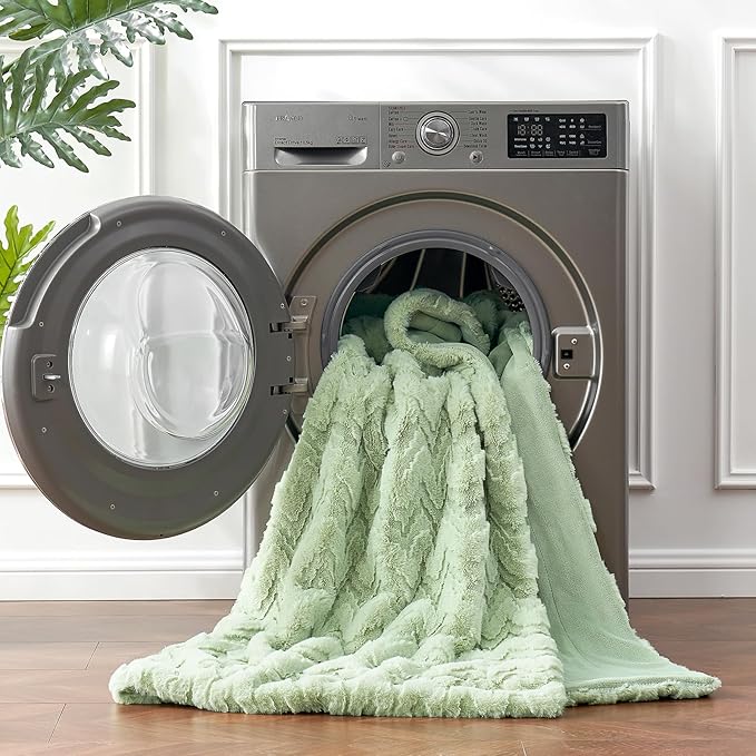 Cozy Bliss Faux Fur Throw Blanket for Couch - Soft Fuzzy Cozy Throw Gift Blankets for Women,Sage Green Boho Blanket for Sofa Bedroom Living Room.60 * 80 Inches