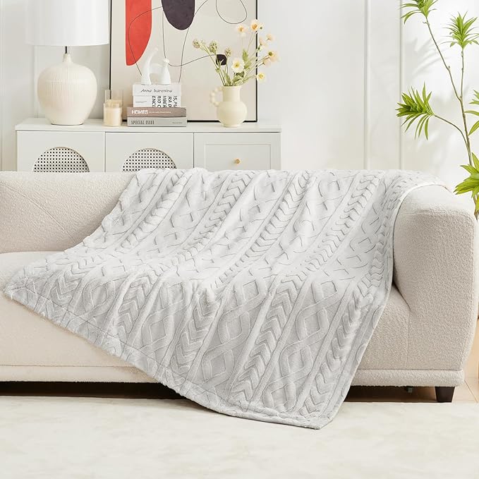 Cozy Bliss Faux Fur Throw Blanket for Couch, Jacquard Fuzzy Plush Soft Thick Winter Throw Blanket for Sofa Bed Living Room Bedroom，50"x60" Beige