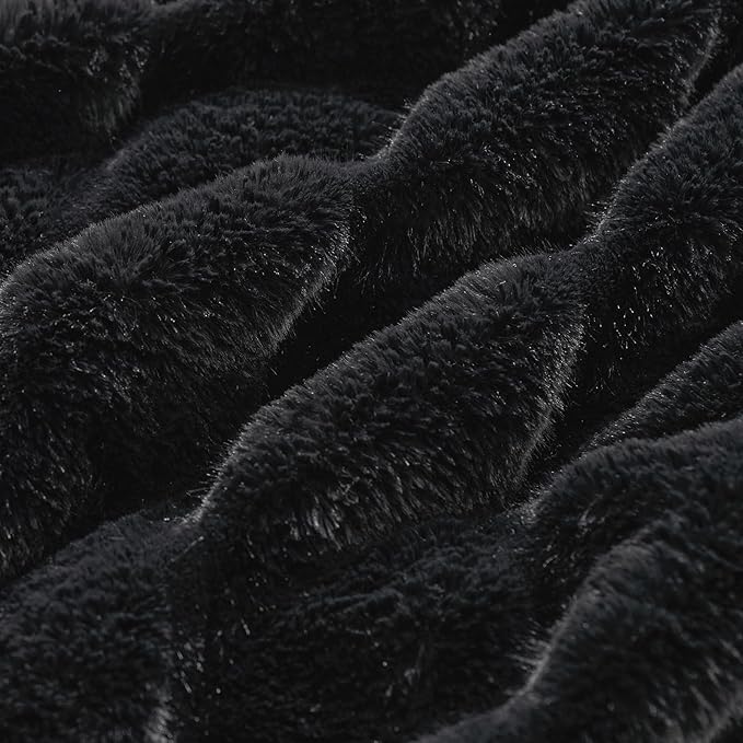Cozy Bliss Faux Fur Throw Blanket for Couch, Cozy Warm Plush Striped Blanket for Sofa Bedroom Living Room, Black