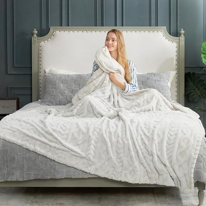 Cozy Bliss Faux Fur Throw Blanket for Couch, Jacquard Fuzzy Plush Soft Thick Winter Throw Blanket for Sofa Bed Living Room Bedroom, 90 * 90 Inches Beige