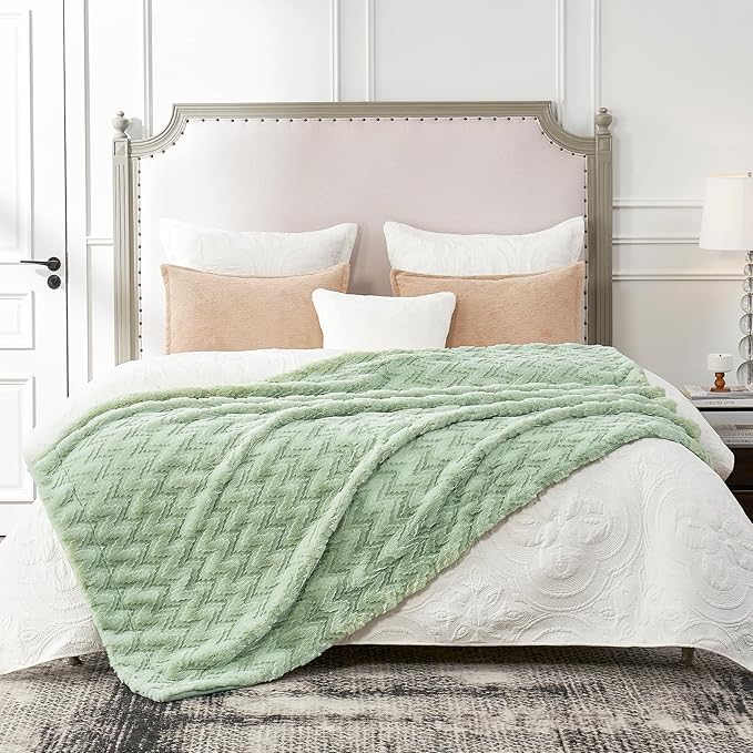 Cozy Bliss Faux Fur Throw Blanket for Couch - Soft Fuzzy Cozy Throw Gift Blankets for Women,Sage Green Boho Blanket for Sofa Bedroom Living Room.60 * 80 Inches