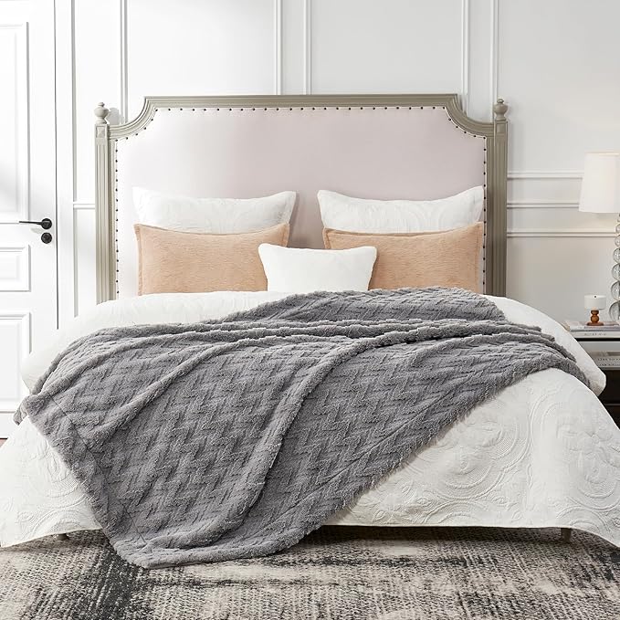 Cozy Bliss Faux Fur Throw Blanket for Couch - Soft Fuzzy Cozy Throw Gift Blankets for Women,Grey Boho Blanket for Sofa Bedroom Living Room.50 * 60 Inches