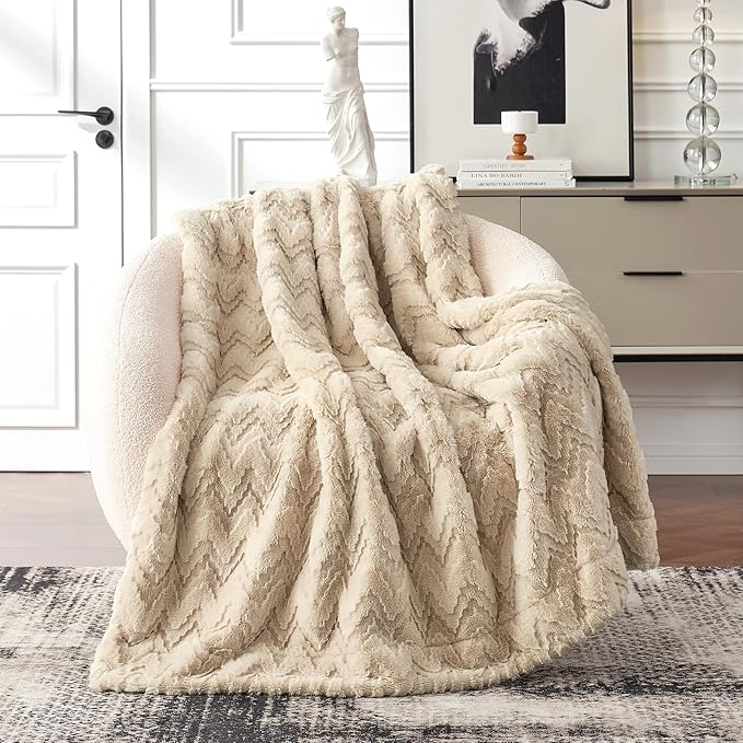 Cozy Bliss Faux Fur Throw Blanket for Couch - Soft Fuzzy Cozy Throw Gift Blankets for Women,Beige Boho Blanket for Sofa Bedroom Living Room.60 * 80 Inches
