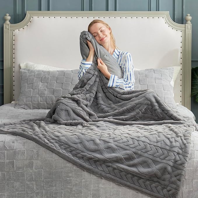 Cozy Bliss Faux Fur Throw Blanket for Couch, Jacquard Fuzzy Plush Soft Thick Winter Throw Blanket for Sofa Bed Living Room Bedroom，60"x80" Grey