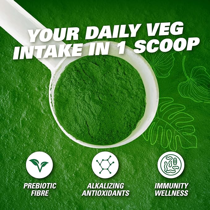 EHP Labs OxyGreens Super Greens Powder - Spirulina & Chlorella Superfood, Green Juice Powder & Greens Supplements with Prebiotic Fibre, Antioxidants & Immunity Support, 30 Serves (Strawb. Margarita)