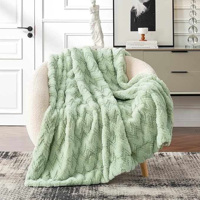 Cozy Bliss Faux Fur Throw Blanket for Couch - Soft Fuzzy Cozy Throw Gift Blankets for Women,Sage Green Boho Blanket for Sofa Bedroom Living Room.50 * 60 Inches