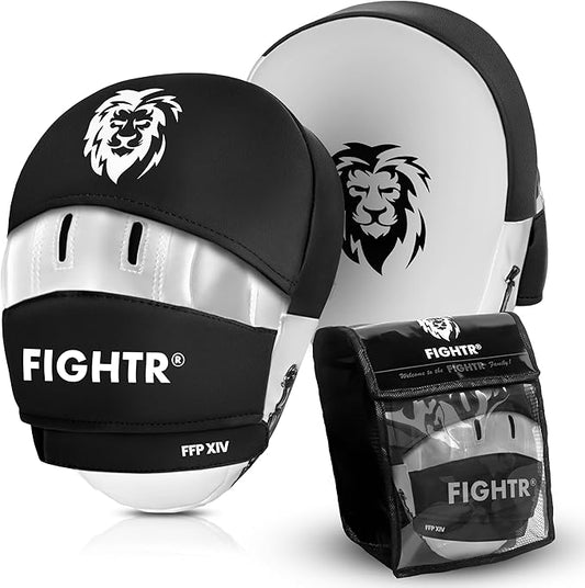 FIGHTR® Premium Punching Mitts - Ideal Padding & Stability | Boxing Mitts for Martial Arts incl. Carry Bag | Focus Pads for Boxing, MMA, Muay Thai, etc.