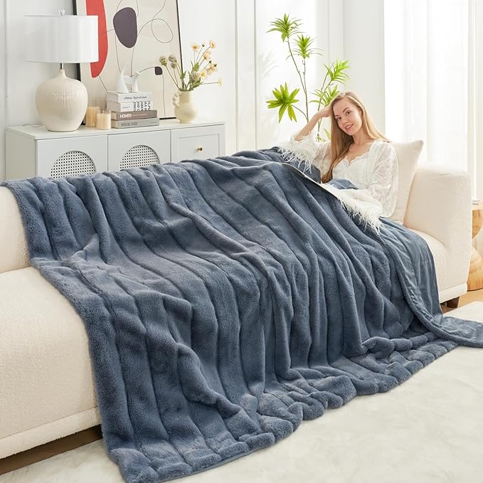 Cozy Bliss Faux Fur Throw Blanket for Couch, Cozy Soft Plush Thick Winter Blanket for Sofa Bedroom Living Room, 60 * 80 Inches Blue