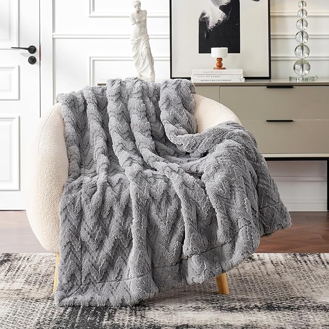 Cozy Bliss Faux Fur Throw Blanket for Couch - Soft Fuzzy Cozy Throw Gift Blankets for Women,Grey Boho Blanket for Sofa Bedroom Living Room.50 * 60 Inches